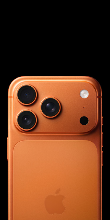 宇宙橙色外觀的 iPhone 17 Pro 機(jī)身背面，展示 Pro 相機(jī)系統(tǒng)、LiDAR 閃光燈和咪高風(fēng)。