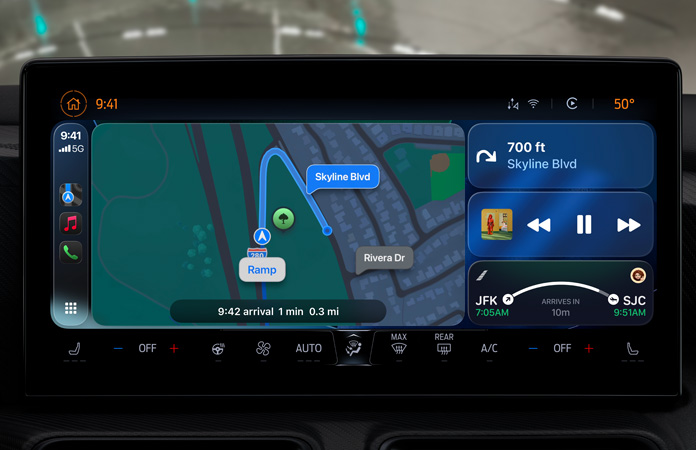 CarPlay in un veicolo con il nuovo design in evidenza
